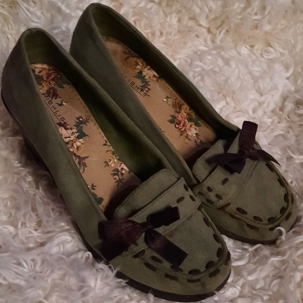 Green Bow Slip on Highlights Heels
